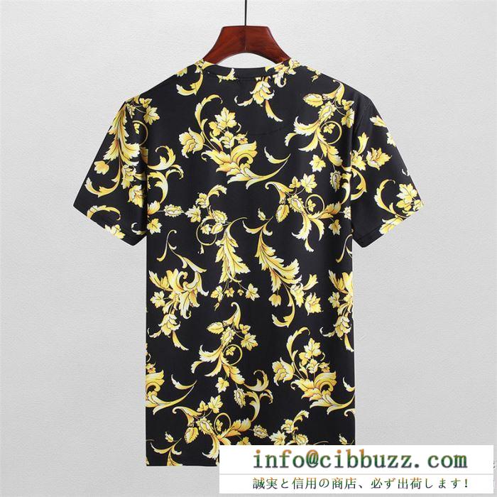 黄金花プリントされたVERSACEヴェルサーチｔシャツコピーメンズクルーネック半袖Tシャツ偽物