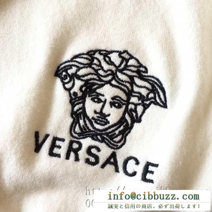 数量限定新作登場　ヴェルサーチスーパーコピー 　手頃な価格で提供する　VERSACEコピー通販セーター　多くの著名人も愛用する