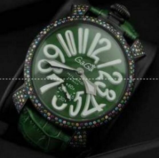 高品質なガガミラノ 腕時計 コピー、gaga milanoの丸い文字盤に白い数字表示のレディースウォッチ.