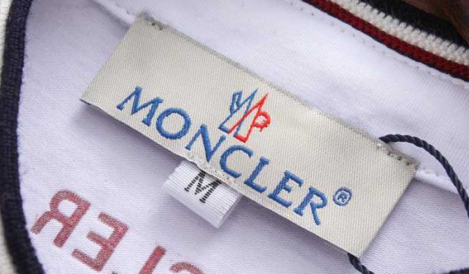  大活躍 moncler モンクレールコピー 機能性が高い半袖tシャツ 2色可選.