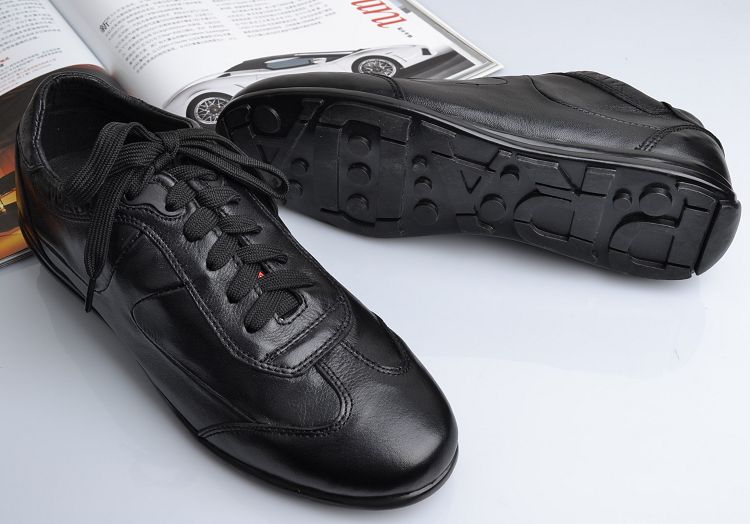 人気セール100%新品PRADAプラダ 偽物 スニーカー メンズ レザー本革 シューズ 靴 ビジネス用シューズ ブラック 