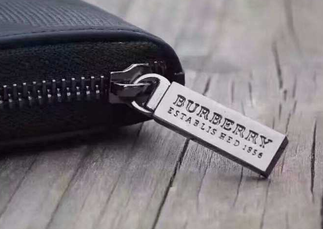  burberry 財布 メンズ バーバリー レザー ファスナー ブラック*ネイビー pvc 人気 限定セール.