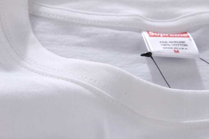 超激得新作登場SUPREMEシュプリームコピー 半袖tシャツ ロゴ付き 男女兼用 ブラック グレー ホワイト 多色
