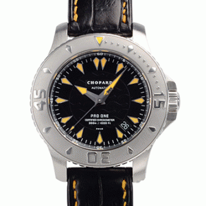 最流行に乗るショパール 素敵な時計偽物限定発行 16/8912-3002 ブラック ...