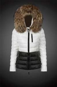 2015秋冬 SALE!今季 MONCLER モンクレール ダウンジャケット 3色可選 厳しい寒さに耐える