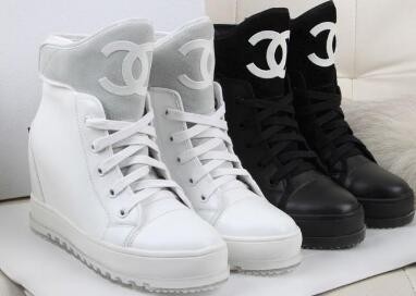 大人っぽくエレガントに履ける　Chanel　シャネル　レディース　ハイヒール　靴　2色選択可.