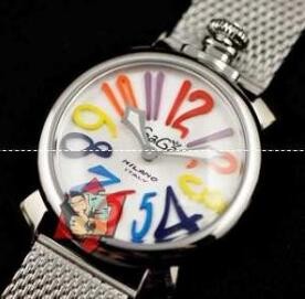 性能は魅力を感じるGaGa Milano、ガガミラノのレディース腕時計.