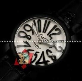 可愛いGaGa Milano、ガガミラノの黒い女性腕時計.