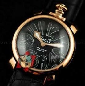 薄くて軽い印象のGaGa Milano、ガガミラノの腕時計.