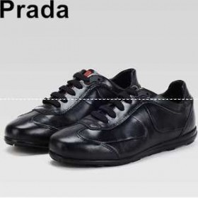 人気セール100%新品PRADAプラダ 偽物　スニーカー メンズ　レザー本革　シューズ　靴　ビジネス用シューズ　ブラック　