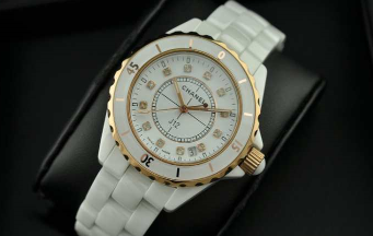 今季100%新品 シャネル 腕時計 コピーCHANEL J12 H2181 White Ceramic Unisex Watchホワイト セラミック カップル＆女性用クオーツWatch