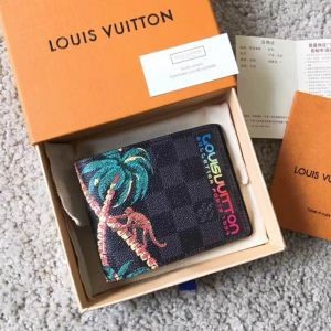 2018年最注目の LOUIS VUITTON ルイ ヴィトン 破格値大放出 二つ折り財布