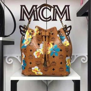 MCM エムシーエム コピー ハンドバッグ  今季おすすめの話題作 流行の注目ブランド
