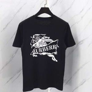 大人メンズシック関税込BURBERRY コラージュ ロゴプリント コットンTシャツ4...