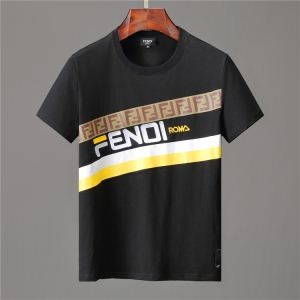 毎年大人気商品 最新話題沸騰中 期間限定 FENDI フェンディ半袖Tシャツ 2色可...