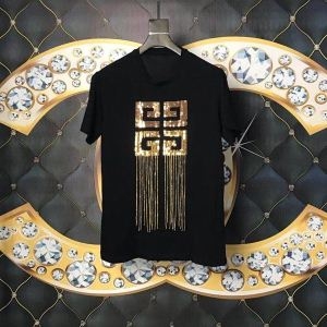 ジバンシー Tシャツ/ティーシャツ 2019年夏の一押しファッションアイテム この春...