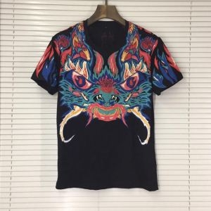 スタイリッシュなデザイン GIVENCHY ジバンシー Tシャツ/ティーシャツ 一目惚れ必至2019夏季セール
