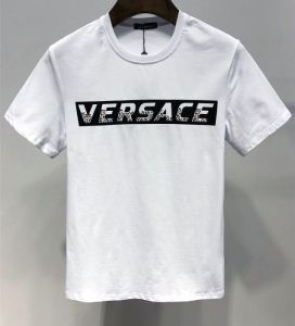 注目が集まる2019夏季新作 今シーズン最注目のトレンド VERSACE ヴェルサーチ 半袖Tシャツ 2色可選