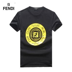 大注目されてるアイテム FENDI フェンディ 半袖Tシャツ 3色可選 人気モデルの...