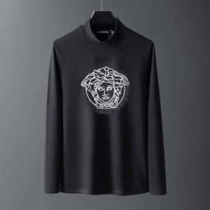 2色可選 VERSACE手の届きやすい価格帯 ヴェルサーチ 長袖/Tシャツ 定番人気の2019秋冬モデル