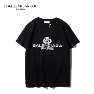 バレンシアガ コピー 通販BALENCIAGA 半袖ｔシャツ　大好評で洗練さの雰囲気に溢れる　数量限定100%新品　圧倒的な新作