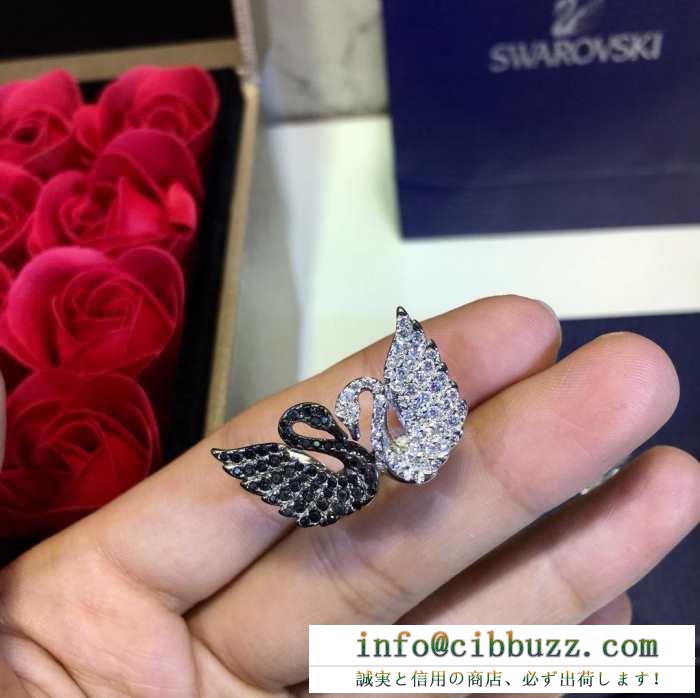 女性本来の輝きを際立たせる　SWAROVSKI スワロフスキー人気指輪コピー　最高のプレゼント　大人の装いのシーンで大活躍する　