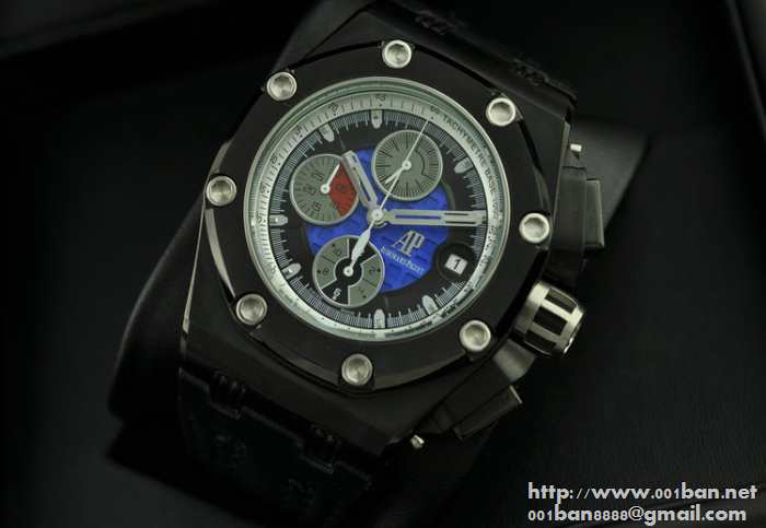 凄まじき存在感である audemars piguetオーデマピゲ 腕時計 日本製クオーツ 6針クロノグラフ 日付表示 レザー