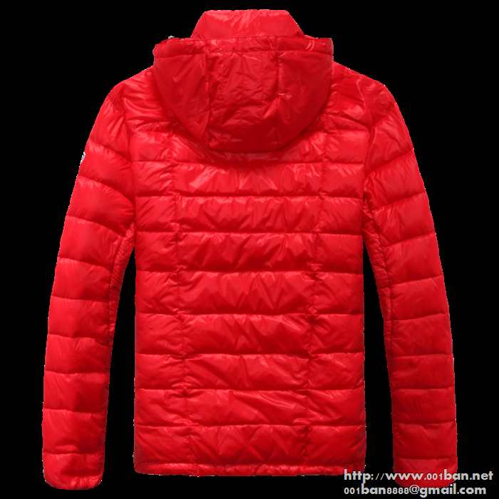 しっかり暖かな感じMONCLERモンクレール ダウンジャケットコピー ダウンコート フード付き 赤色