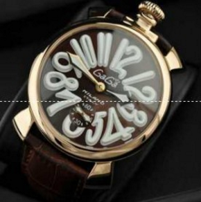 クラシックな一品 　GaGaMILANO　ガガミラノ　日本製クオーツ マルチカラーインデックス  2針 機械式（手巻き）/夜光効果　男性用　腕時計　ブラウン.