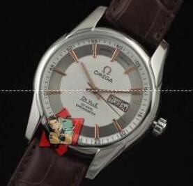 美品 OMEGAオメガ クロノグラフ機能性がある腕時計.