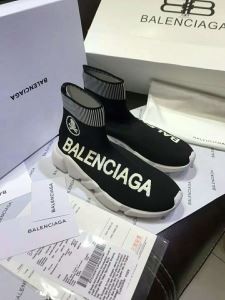 【季節限定品】BALENCIAGA バレンシアガ 靴 コピー スニーカー 快適 スピードトレーナーシューズ メンズ 履き心地