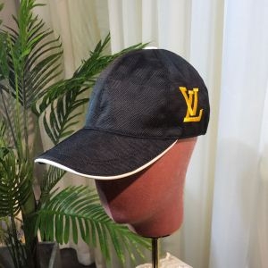 お得本物保証吸水速乾シンプルなデザインフィット感シルエット綺麗帽子２色可選LOUIS VUITTONルイヴィトン 帽子 コピー
