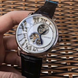 腕時計 2019年春夏の限定コレクション 季節の変わり目に活躍する CARTIER カルティエ
